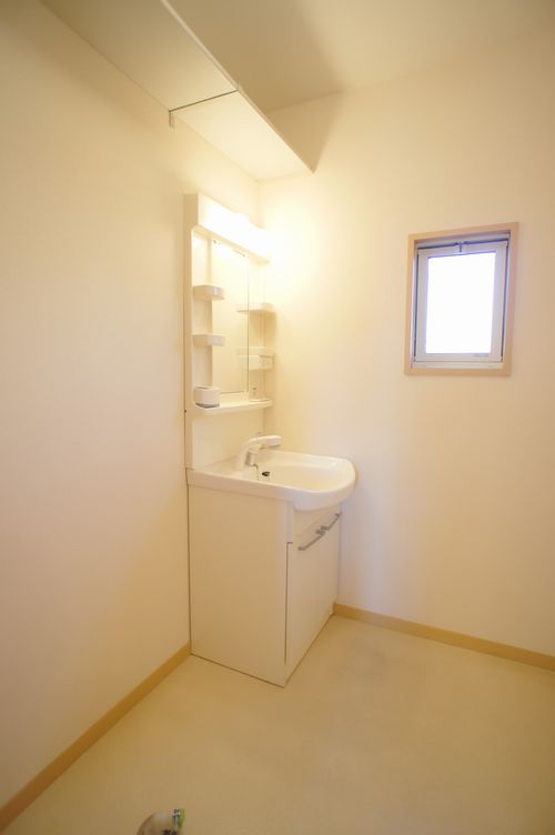 ファミール・メゾン 201号-8