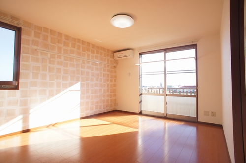 グランドソレイユＢ 201号-2