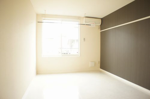 ワイコロアヴィレッジF 102号-2