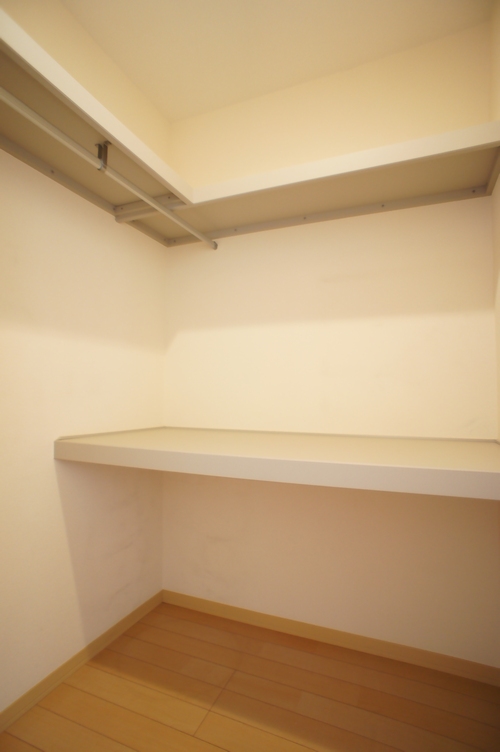 ヴィラ・ポレールＢ 202号-7