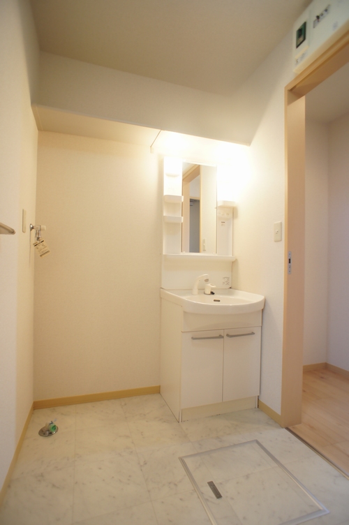 リファインド　スクエア　Ｃ 101号-8