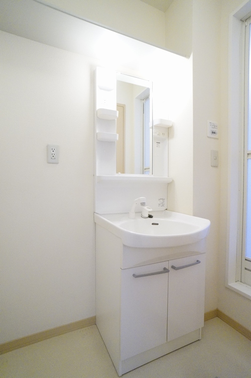 クレシェンテE 103号-7