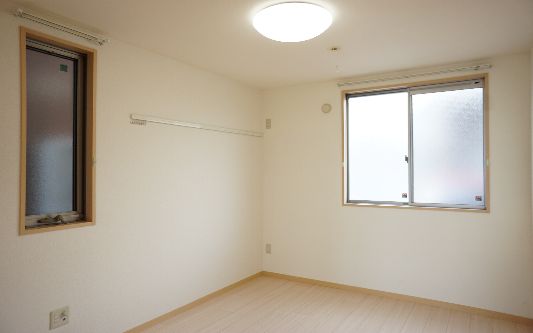 クレシェンテＦ 102号-4