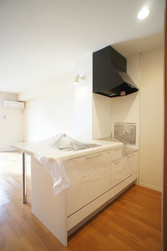 パティオ・ソレイユ 102号-5