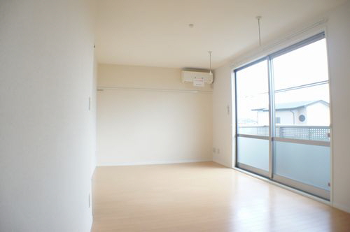 ケイコーポE 203号-2