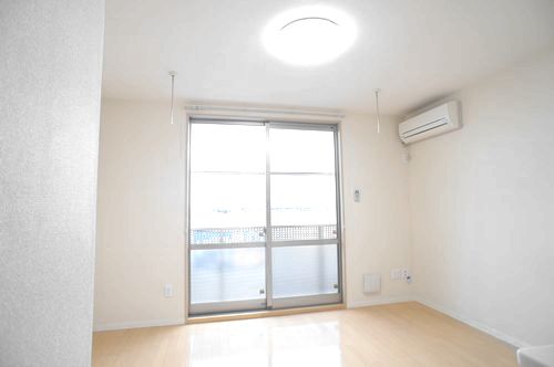 シャーメゾン大道 A 102号-2