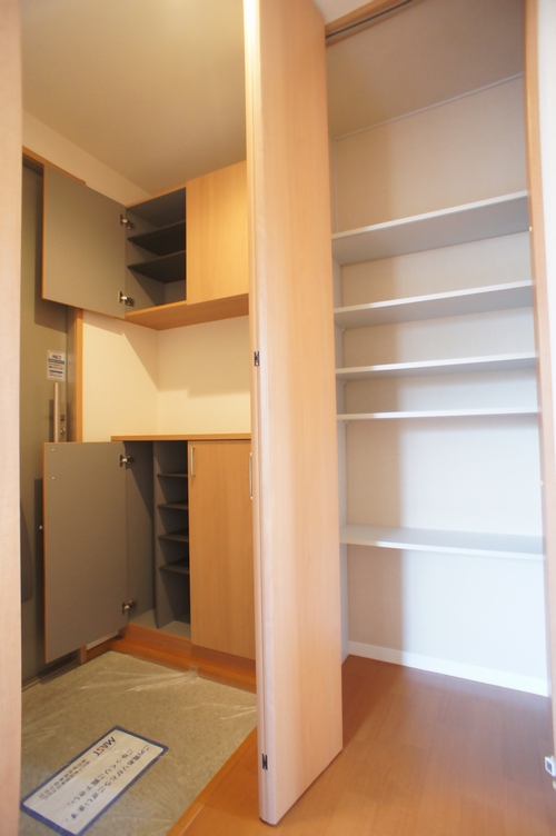 ラウンドパディーＢ 202号-11