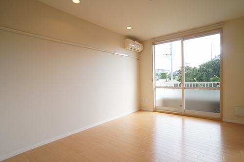 ウイスタリア 102号-2