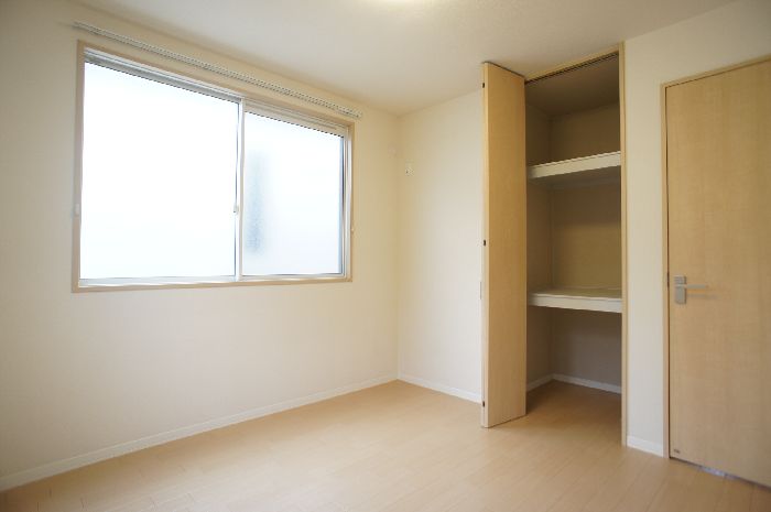 スマイルコートＢ 201号-7