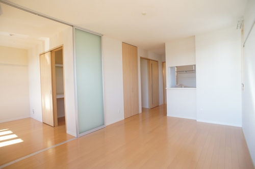 セレーノＡ 201号-2