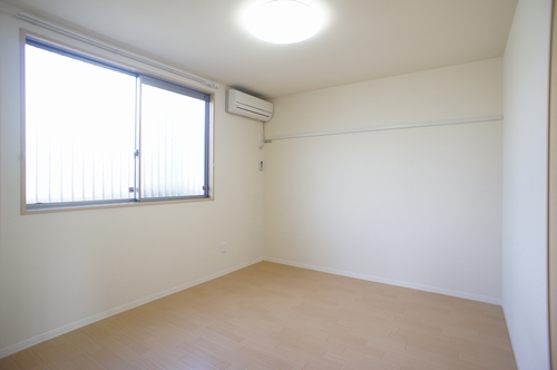 プレジールシャトーD 103号-4