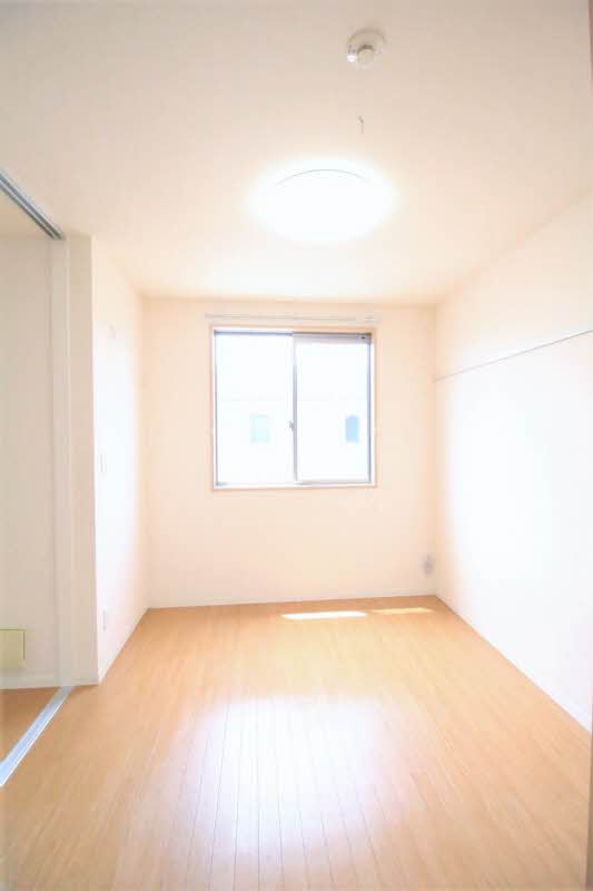 ラークメゾンⅡ 202号-3