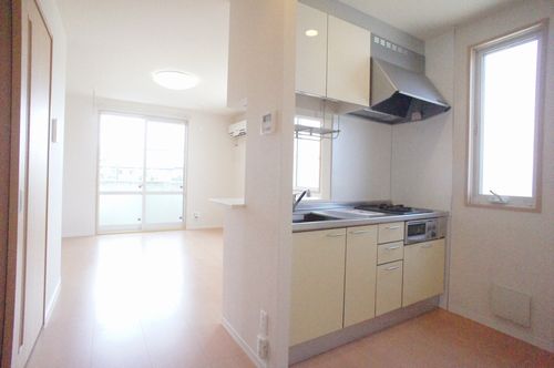 ヴィラ・リーゼＡ 202号-2