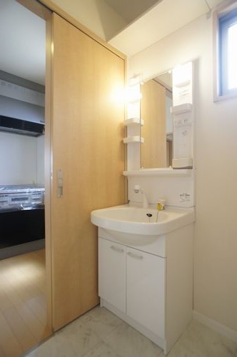 ボヌール・トロワ 202号-8