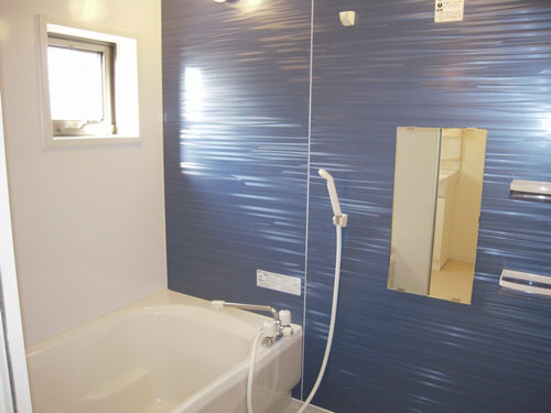 コンフォールコート 105号-2