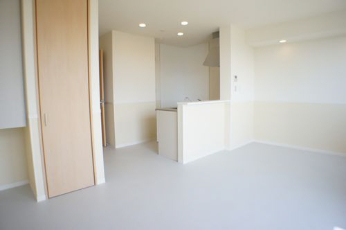 クレスト城 102号-4