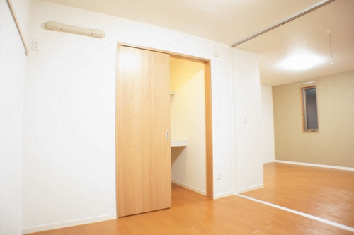 アーク　パラシオン 205号-5