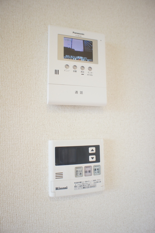 ヴィラ・エステート A 102号-5