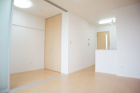 シャインミヤマエ F 202号-4