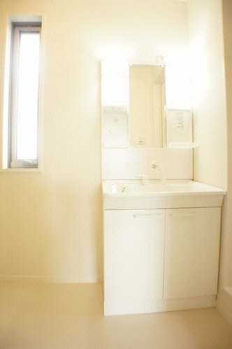 シャトレー古河 202号-8