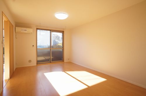 プレジールB 101号-2