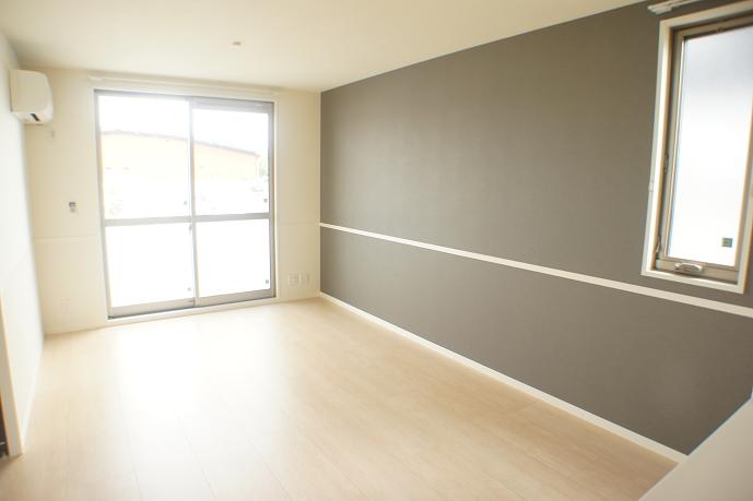 ヴィラーチェ　Ｊ 205号-2