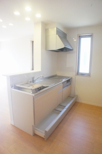 カーサ・ソレッジャート　二番館 202号-8