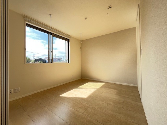 アセーボ 101号-8