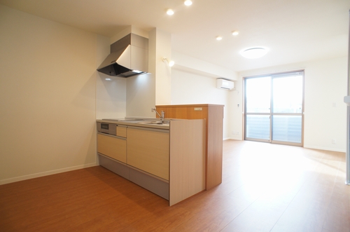 シャーメゾン・ヴィラⅢ 203号-3