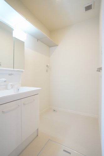 シャーメゾン城山公園 102号-7