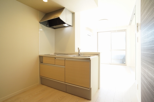 シャーメゾン城山公園 201号-7