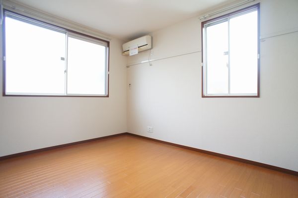 ヴィラグートＡ 101号-7