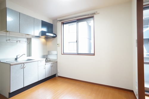 クレストタウンＮ 101号-3