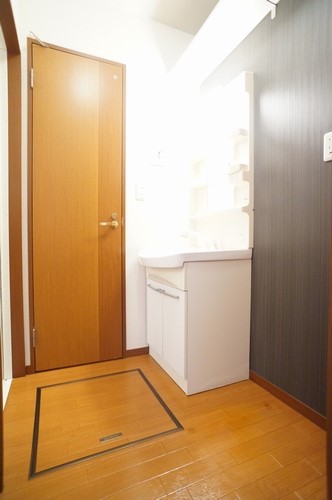 クレストタウンＮ 101号-7