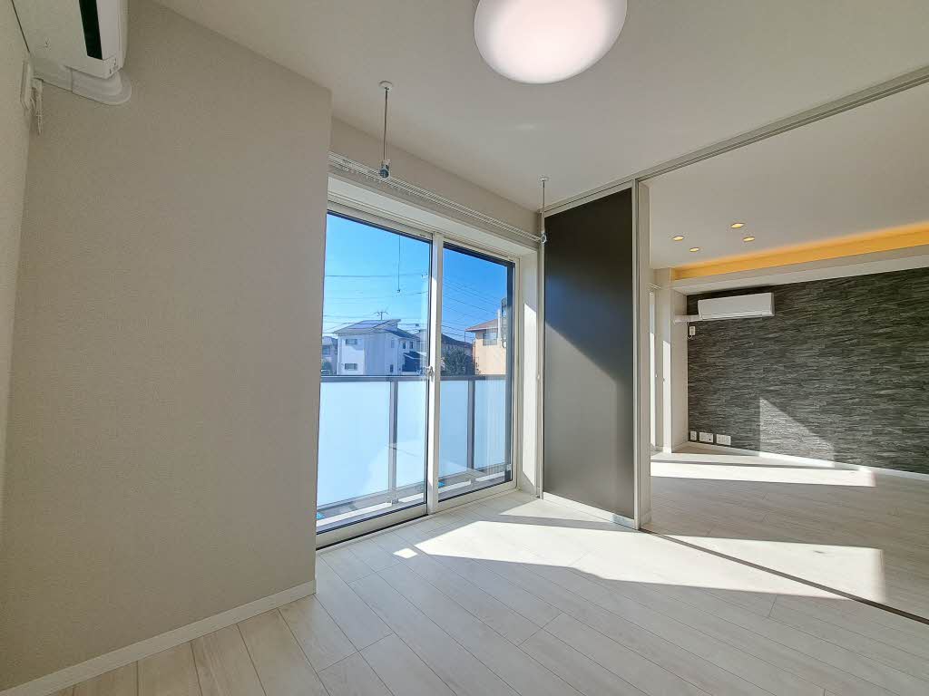 メーデン・コート 101号-12