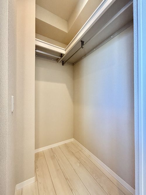 メーデン・コート 201号-14