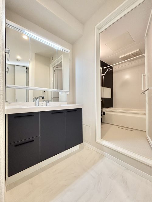 メーデン・コート 203号-10