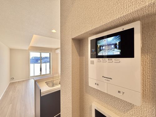 メーデン・コート 203号-15