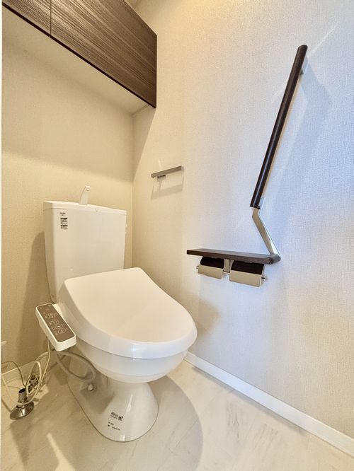 メーデン・コート 301号-11