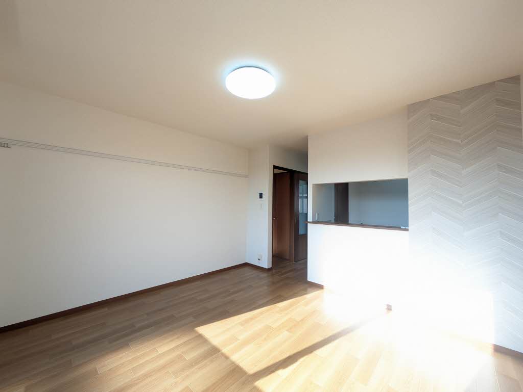 コートスクエアＢ 201号-3