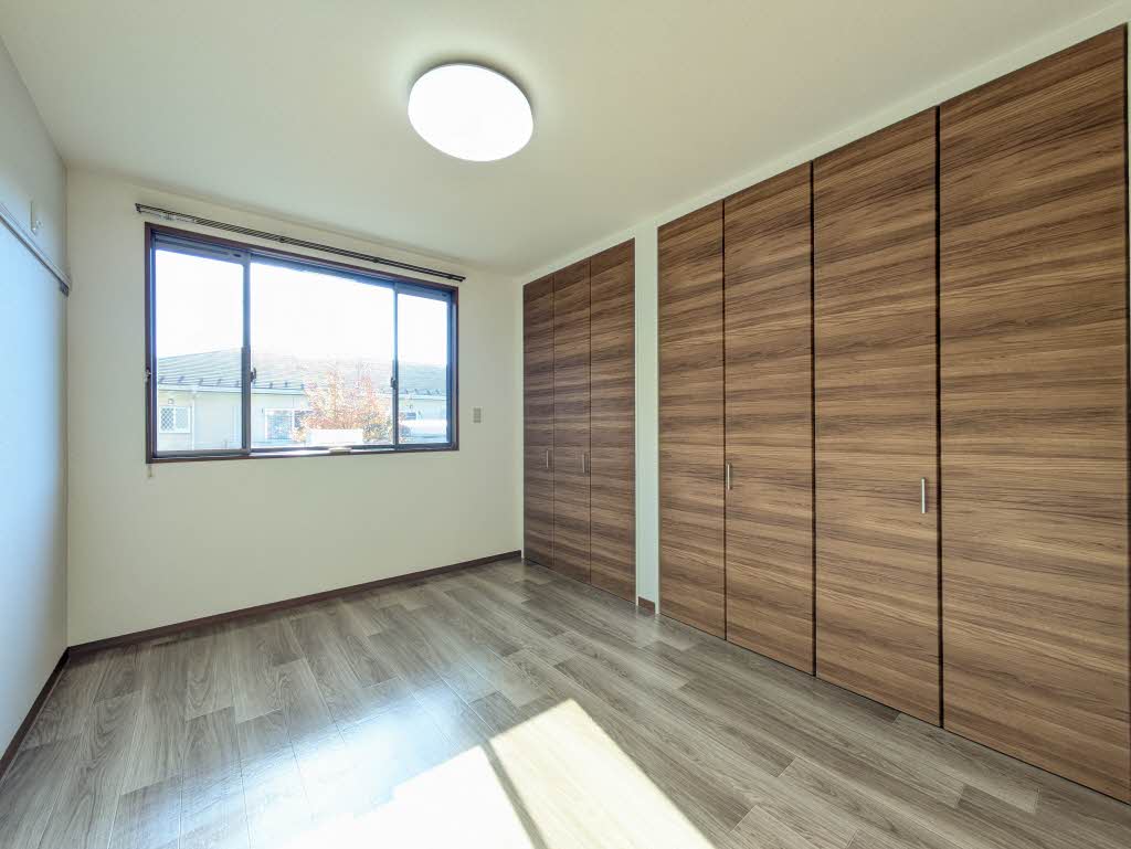 コートスクエアＤ 101号-5