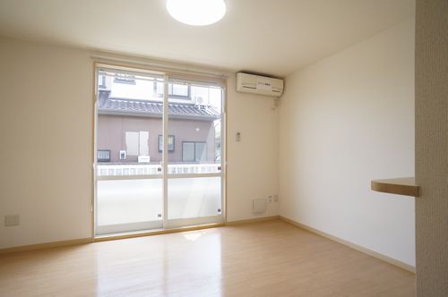 ホワイト・ポート 102号-2