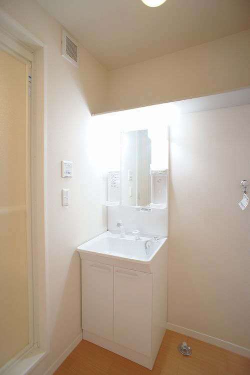 セゾン・ド・ボヌール 102号-8