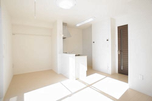 アンビエラ 202号-3