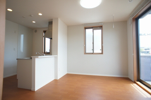 ファミーユ B 101号-2