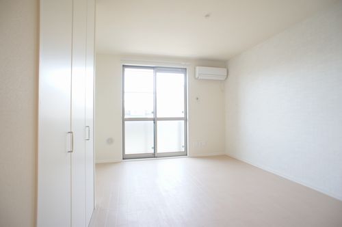 フォレスト 三室 202号-2