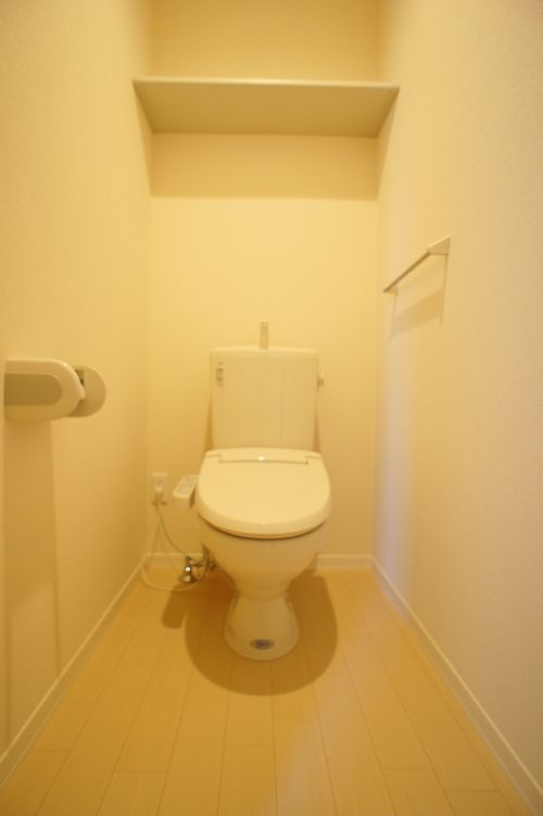 フォレスト 三室 202号-10