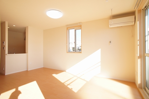 メゾンドブラン・ヨシイ 101号-2