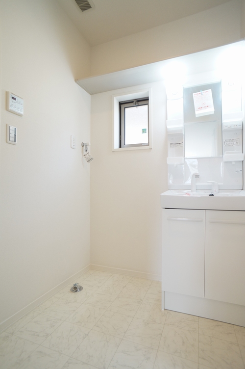 ピボワーヌ 102号-7