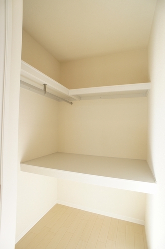 Ｈａｌｅｍａｈａｌｏ　Ｃ 102号-5